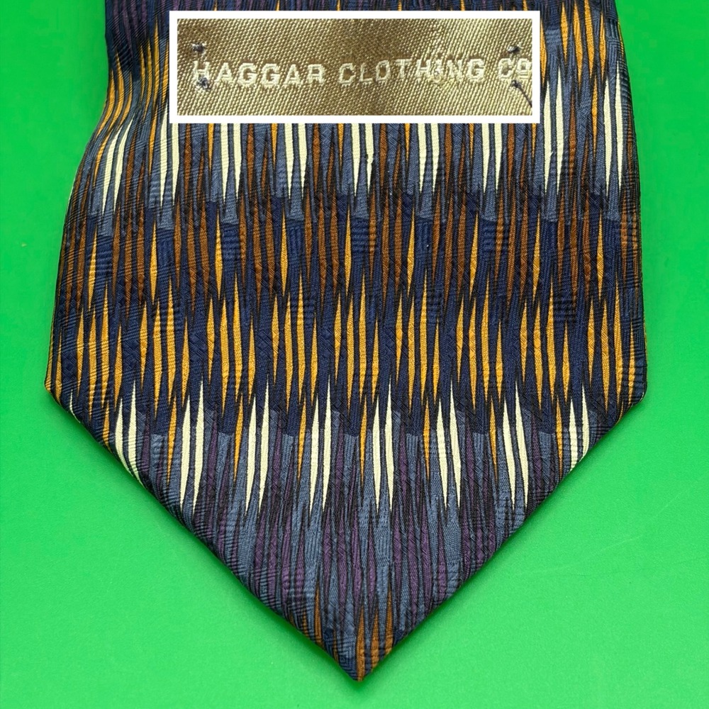 VTG 80s Haggar 100% Silk Necktie Mens Classic Blue/Gold Geometric Tie USA Made
